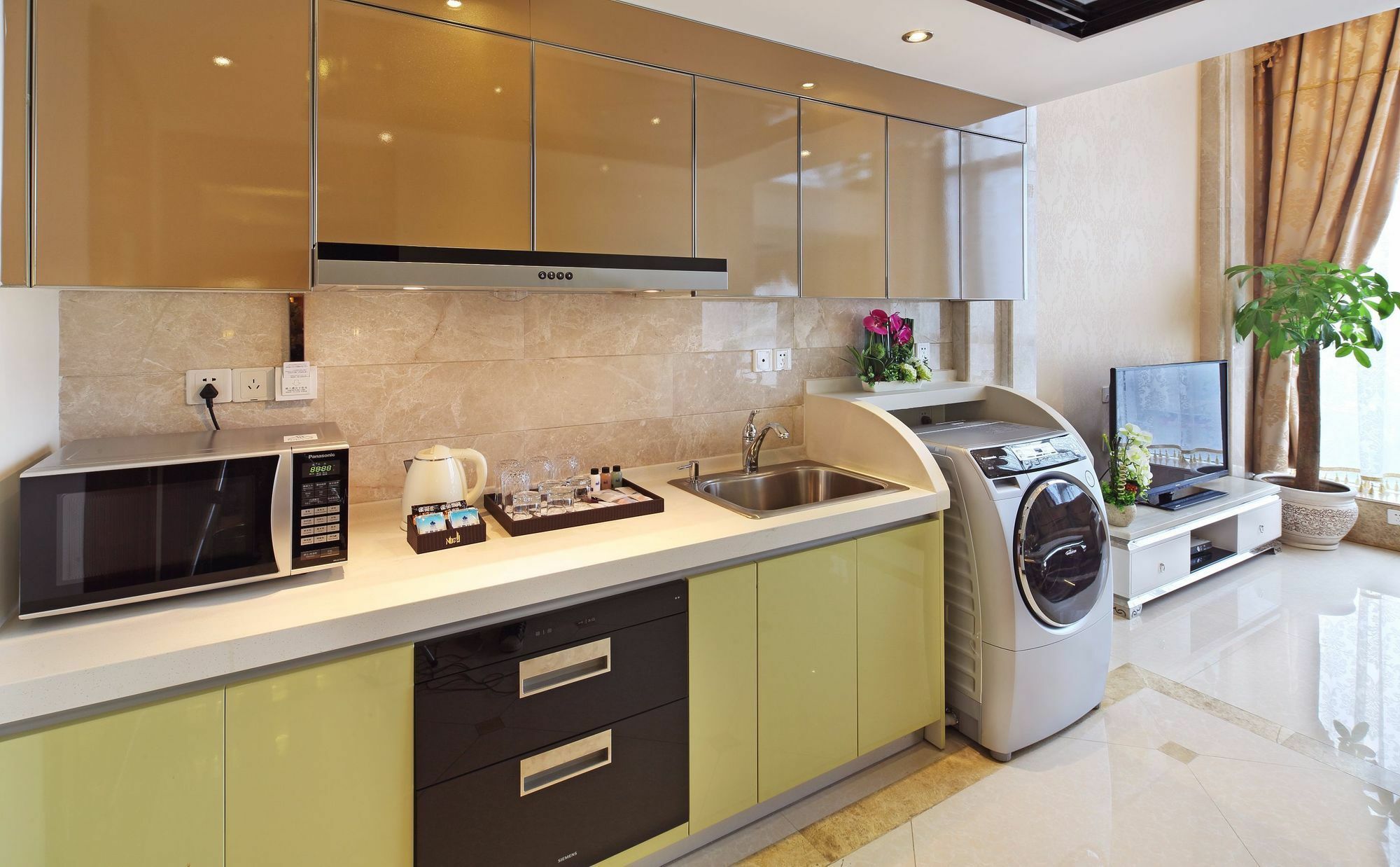 South & North International Apartment Гуанчжоу Экстерьер фото